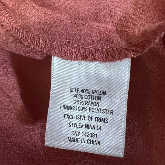 Miami Floral Lace Dusty Rose Mini Dress - Small - Picture 7 of 7